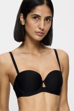 Verstevigde beha model 229338 Triumph
