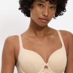 Verstevigde beha model 230238 Triumph
