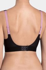 sportbeha model 230282 Triumph - Afbeelding 2